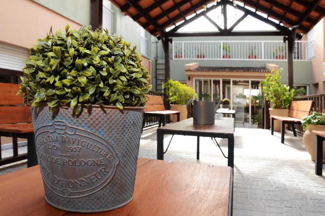 Hotel Leoncia コロニア・デル・サクラメント エクステリア 写真